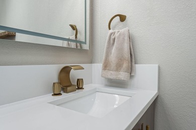 Nestled in the heart of Valparaiso, this 6 bedroom 3 bath gem - photo 33