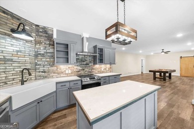 You will be AMAZED at this private, almost NEW construction home - photo 41