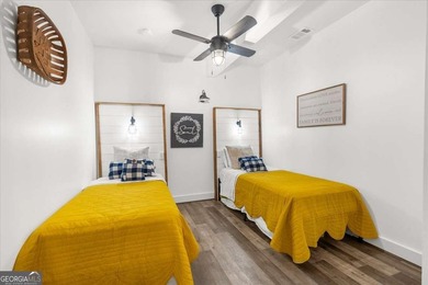 You will be AMAZED at this private, almost NEW construction home - photo 42