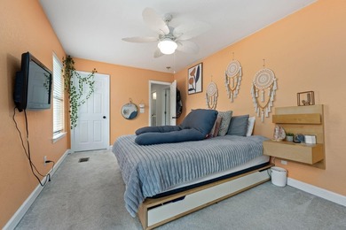 Nestled in the heart of Valparaiso, this 6 bedroom 3 bath gem - photo 48
