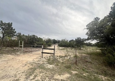 Breathtaking Views! Located near Lake Travis!!! Conveniently - photo 11
