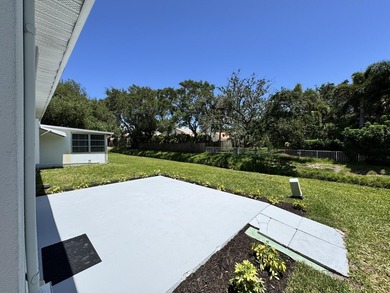 Welcome to this gorgeous and renovated one bedroom, one bathroom - photo 22