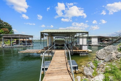 Positioned along the shores of Lake Travis, 107 Edgewater Cove - photo 40