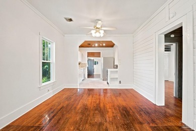 Restored bungalow in the heart of East Hill. This updated 1928 - photo 10