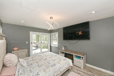 Great Location!! Create your dream home in this sunlit expanded - photo 5