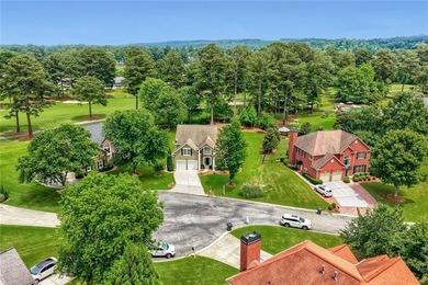 Welcome Home to this Executive home beautifully situated on the - photo 4