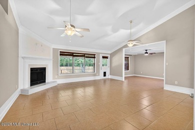 Spacious 4 bed, 3 bath single-story home in South Pointe with - photo 14