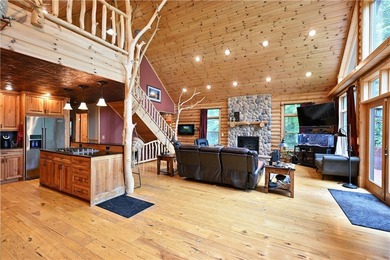 Phenomenal Northwoods chalet!! Discover your private Northwoods - photo 15