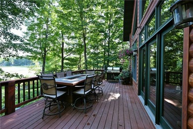 Phenomenal Northwoods chalet!! Discover your private Northwoods - photo 16