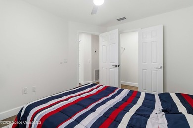 This beautiful home has a lot to offer. New roof, newer AC, new - photo 19