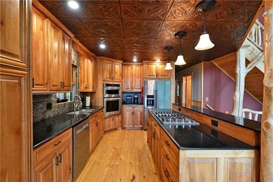 Phenomenal Northwoods chalet!! Discover your private Northwoods - photo 20
