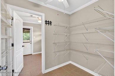 Spacious 4 bed, 3 bath single-story home in South Pointe with - photo 23