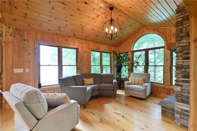 Phenomenal Northwoods chalet!! Discover your private Northwoods - photo 24