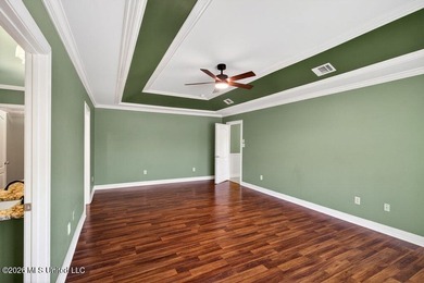 Spacious 4 bed, 3 bath single-story home in South Pointe with - photo 25