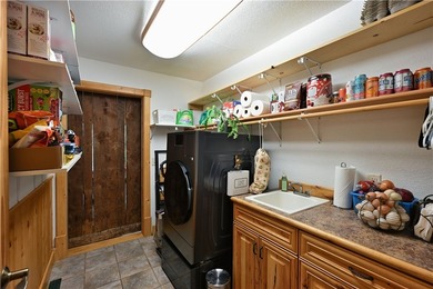 Phenomenal Northwoods chalet!! Discover your private Northwoods - photo 31