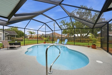 Welcome to this freshly painted 2-bedroom, 2-bathroom pool home - photo 33