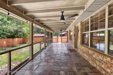 Spacious 4 bed, 3 bath single-story home in South Pointe with - photo 40