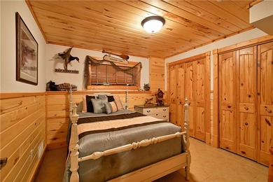 Phenomenal Northwoods chalet!! Discover your private Northwoods - photo 49