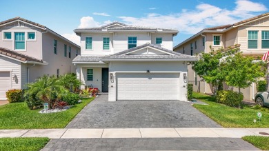 Lake Home For Sale in Deerfield Beach, Florida