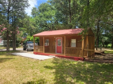 Lake Home For Sale in Gordonville, Texas