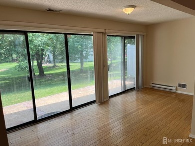 Highly Sought After Yardley Model. 2 Bedrooms, Huge Living Room - photo 29