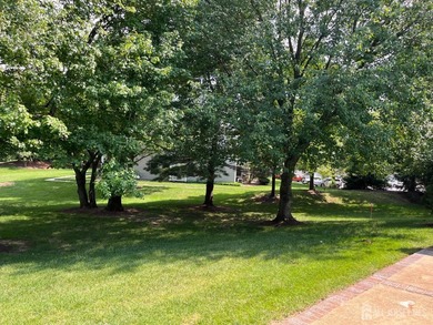 Highly Sought After Yardley Model. 2 Bedrooms, Huge Living Room - photo 34