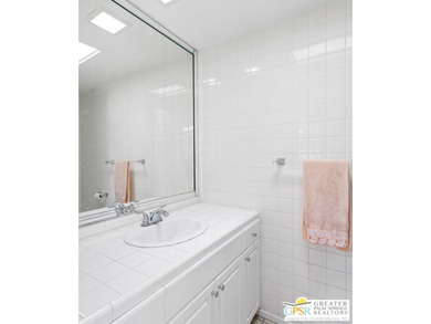 Experience Mid-Century Modern Living in Canyon Estates! This - photo 18