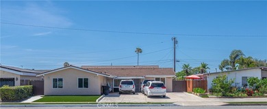 Total of 8 bedrooms, 5 bathrooms, approximately 3,667 square - photo 4