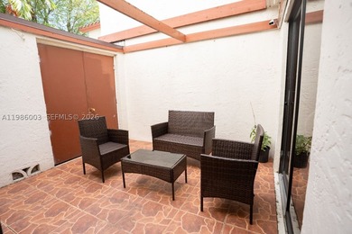 Welcome to 333 Ives Dairy Rd, Unit 6 - a spacious 3-bedroom - photo 4
