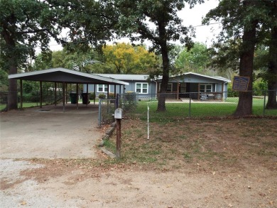 Lake Home For Sale in Seven Points, Texas