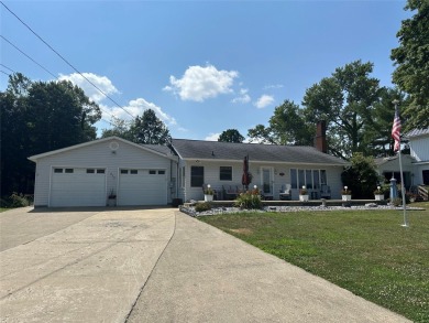 Lake Home For Sale in Conneaut Lake, Pennsylvania