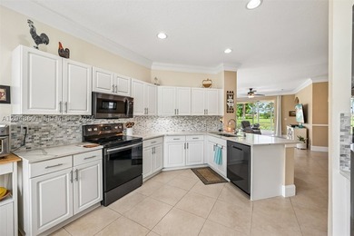 Located in the gated community of Lake Forest Pointe in the - photo 14