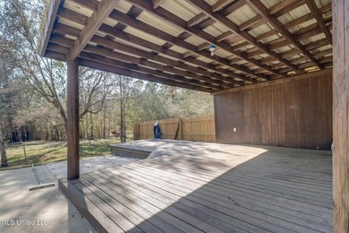 Welcome home to this beautifully updated 3-bedroom, 2-bath - photo 20
