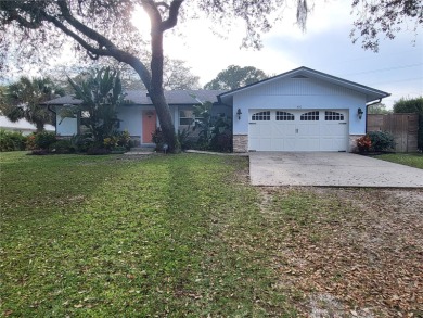 Lake Sylvan Home Sale Pending in Sanford Florida