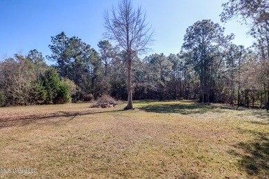 Welcome home to this beautifully updated 3-bedroom, 2-bath - photo 21