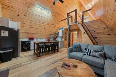 Cute Rustic Cabin Near Wax Marina - photo 10