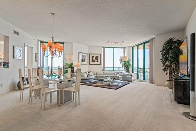Live the coastal dream in this 15th-floor residence at the - photo 11