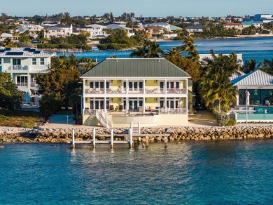 Private oceanfront estate behind the gates of Tingler Island - photo 11
