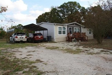 Welcome to a charming East Texas retreat offering easy living in - photo 11