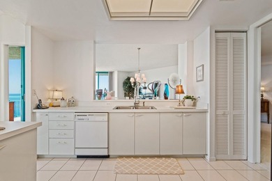 Live the coastal dream in this 15th-floor residence at the - photo 18