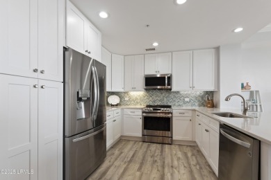 Direct oceanfront 3BR | 2BA 4th floor villa fully renovated in