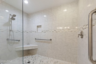 Direct oceanfront 3BR | 2BA 4th floor villa fully renovated in