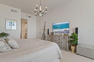 Live the coastal dream in this 15th-floor residence at the - photo 30