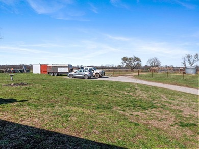 Turnkey Cattle Operation - 302.19 Acres of Prime Open - photo 33