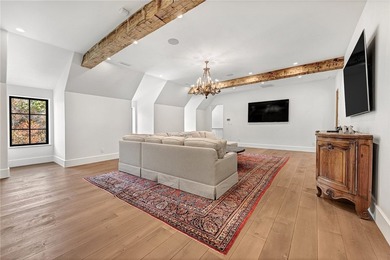 One of a kind, stunning Custom Built 6800+/- sq ft Estate Home - photo 38