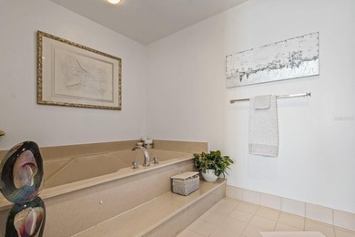 Live the coastal dream in this 15th-floor residence at the - photo 38