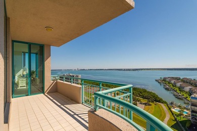 Live the coastal dream in this 15th-floor residence at the - photo 43