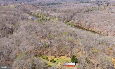 Seller found a home! Job relocation. NO HOA! Tucked away on a - photo 6