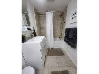 Spacious, bright, fully furnished, newly renovated beautiful - photo 11
