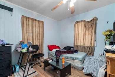 Prime investment opportunity, triplex in Gulf Shores! This - photo 18